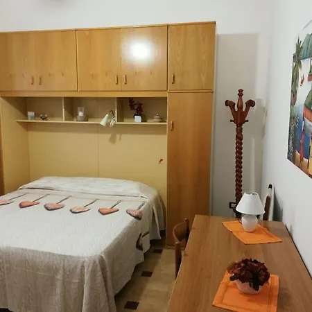 Padula Bianca Casavacanze Giulia Holiday home *