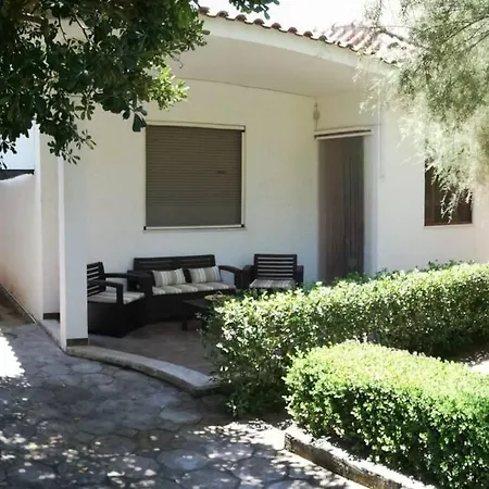 Padula Bianca Casavacanze Giulia Holiday home Lido Conchiglia